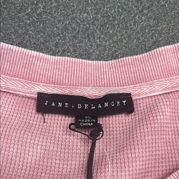 Jane & Delancey Pink Long Sleeve Top race - Picture 2 of 2